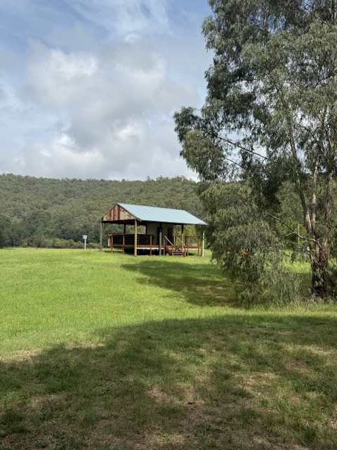 Colo River Hut