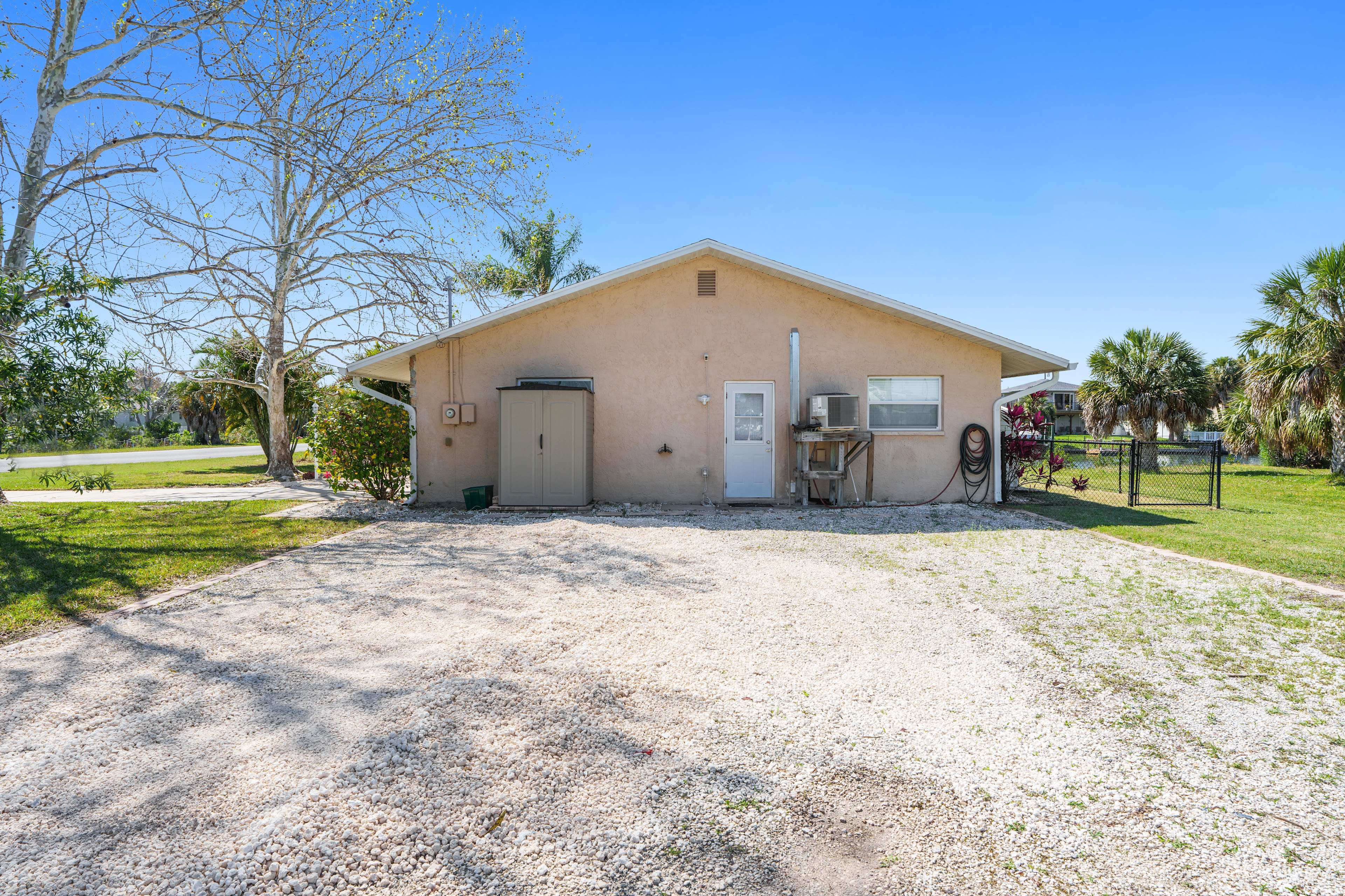 The Kozy Cottage