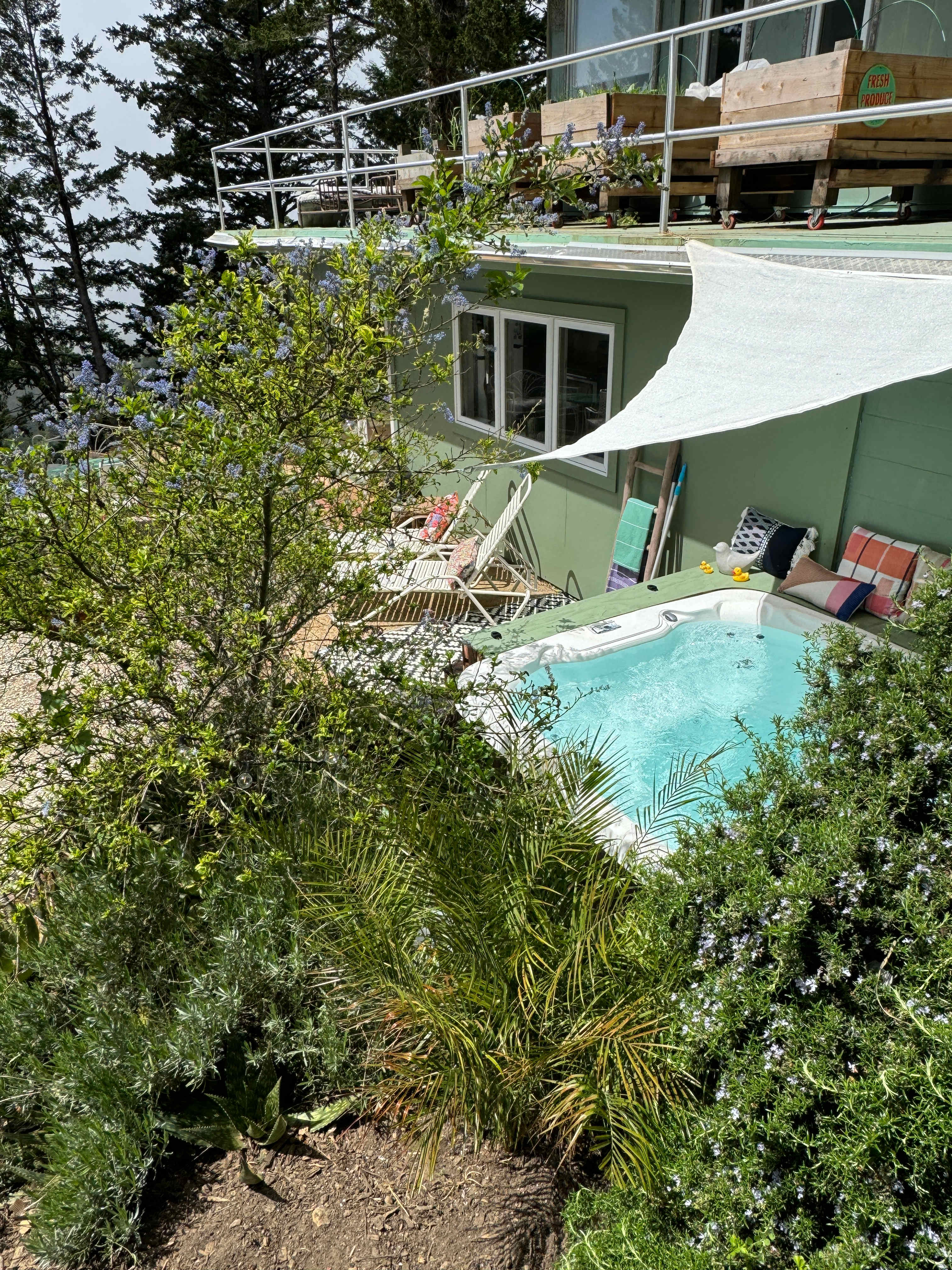 Kings Mountain Camp w/ ocean views