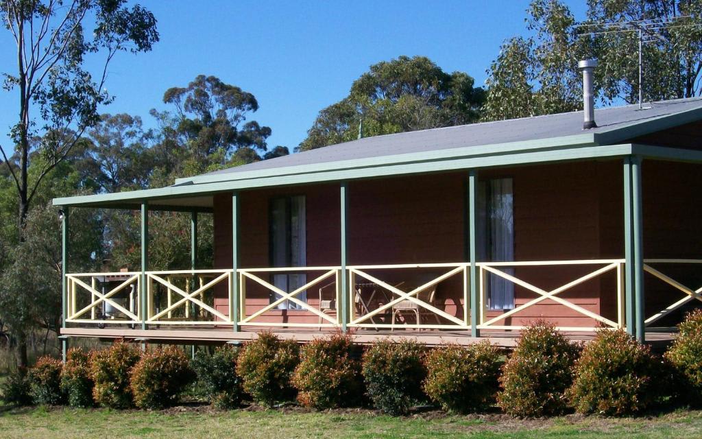 Cabins On Halls