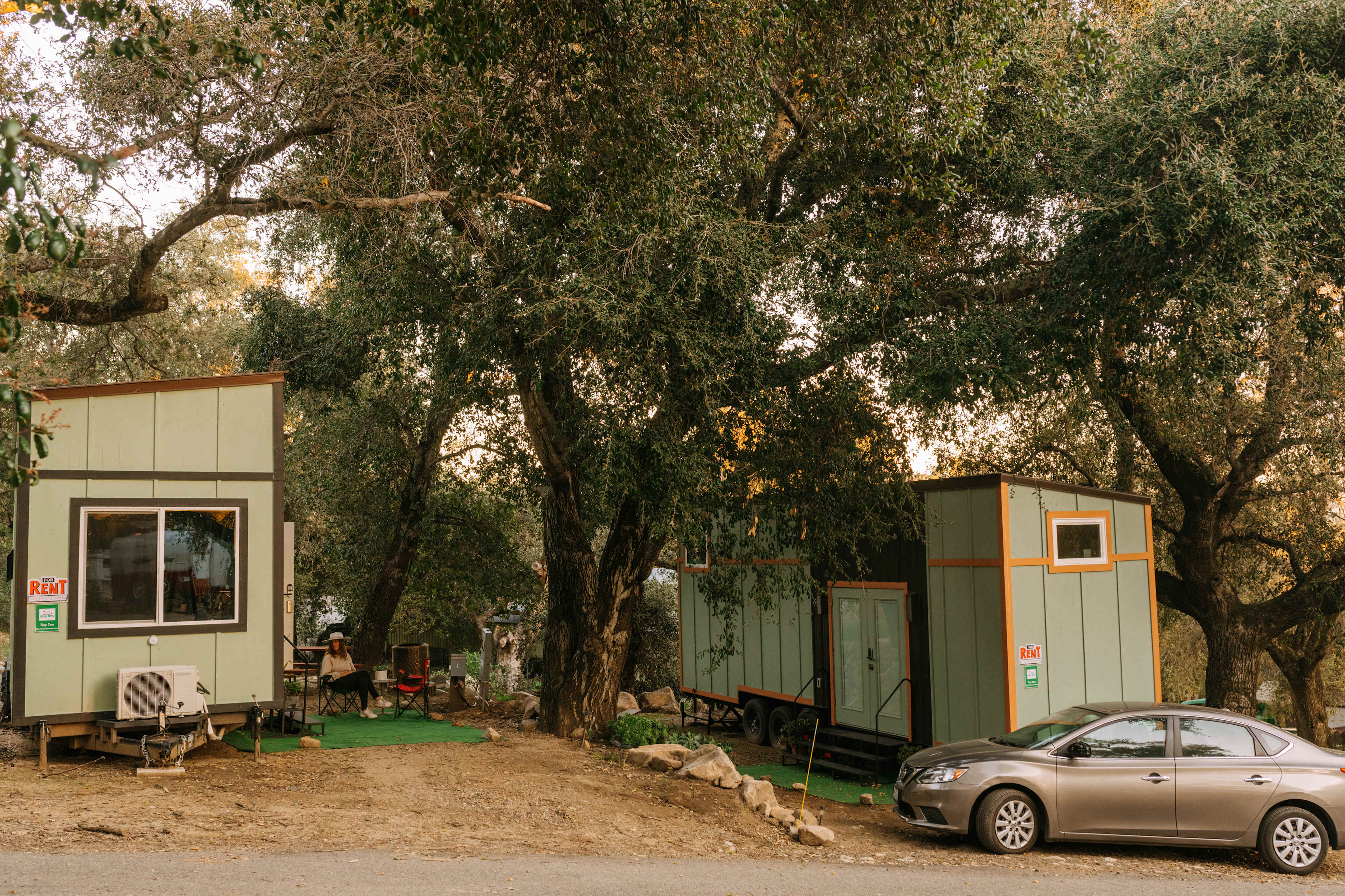 The two tiny houses.