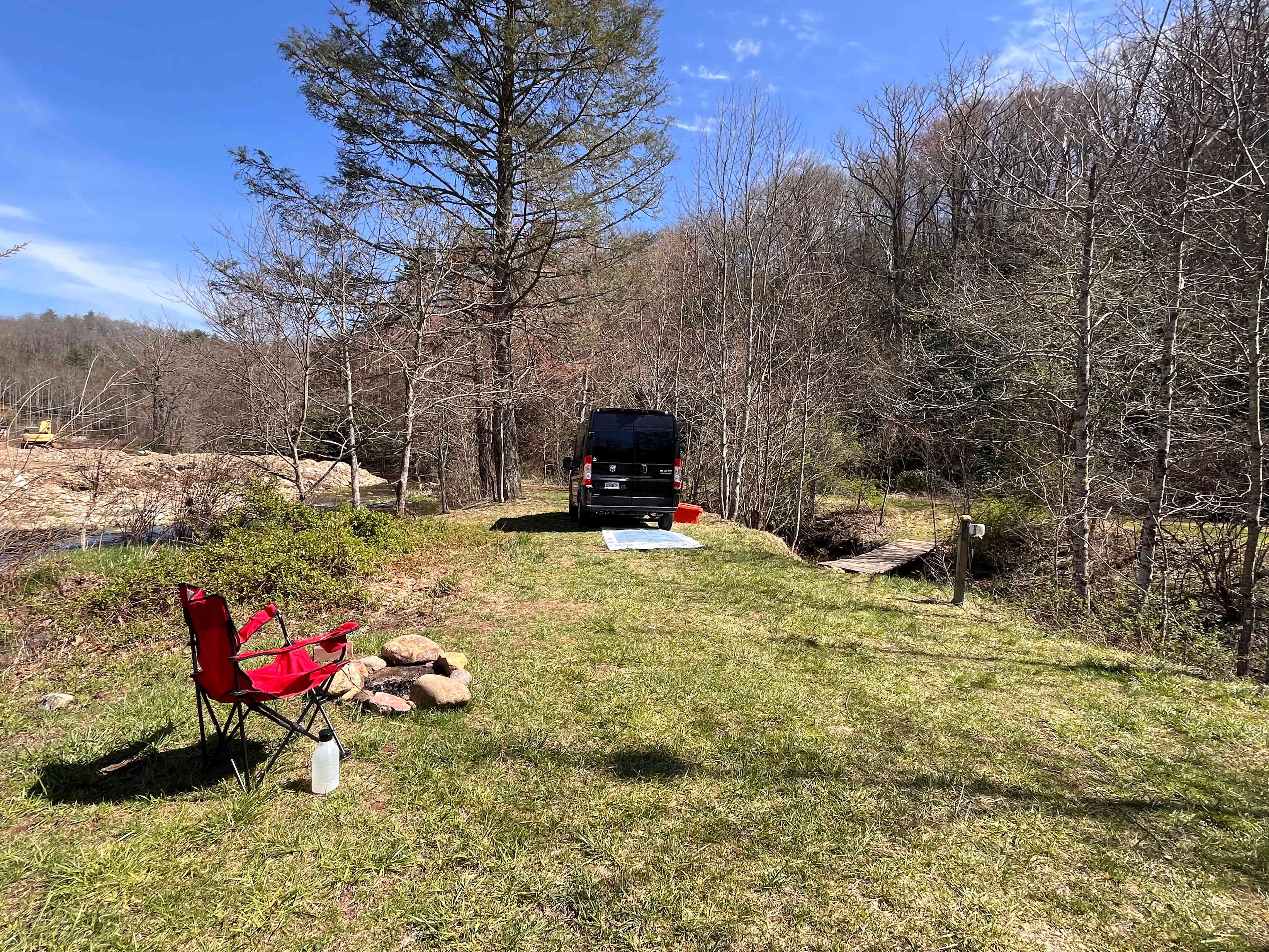 At the Ridge Camp-Riverside Escapes