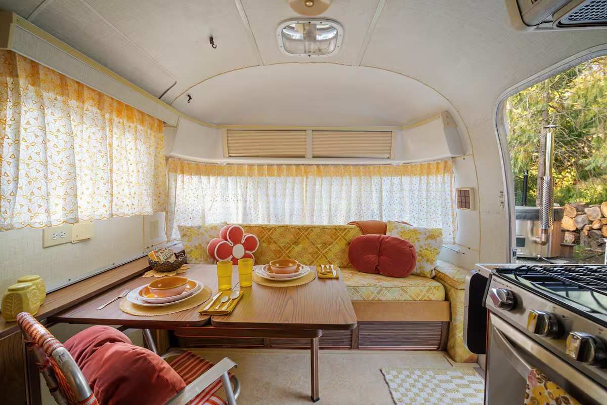 Camp Daisy - Sequim's Airstream