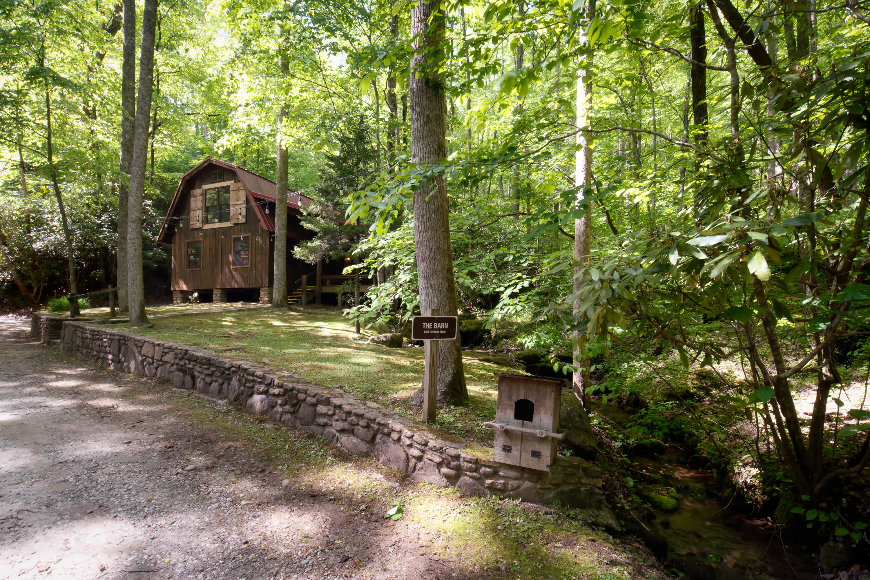 The Barn at Huffman Creek Retreat