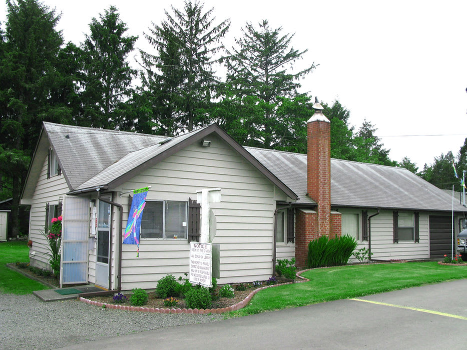 Evergreen Court & RV Park