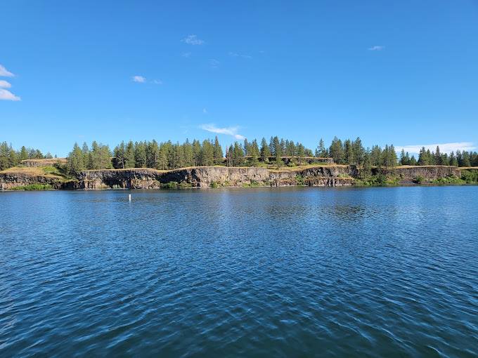 Bunkers Resort