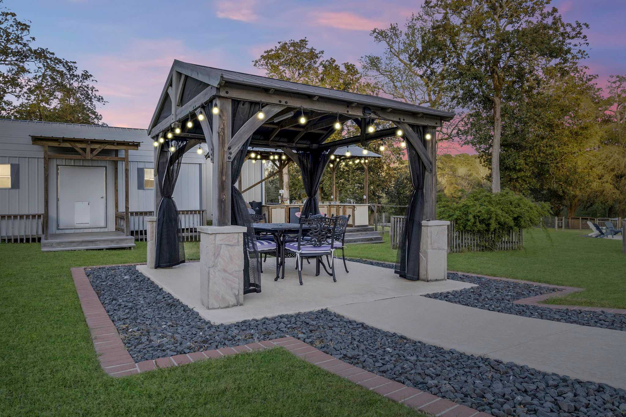 Exquisite Luxurious Glamping Dome
