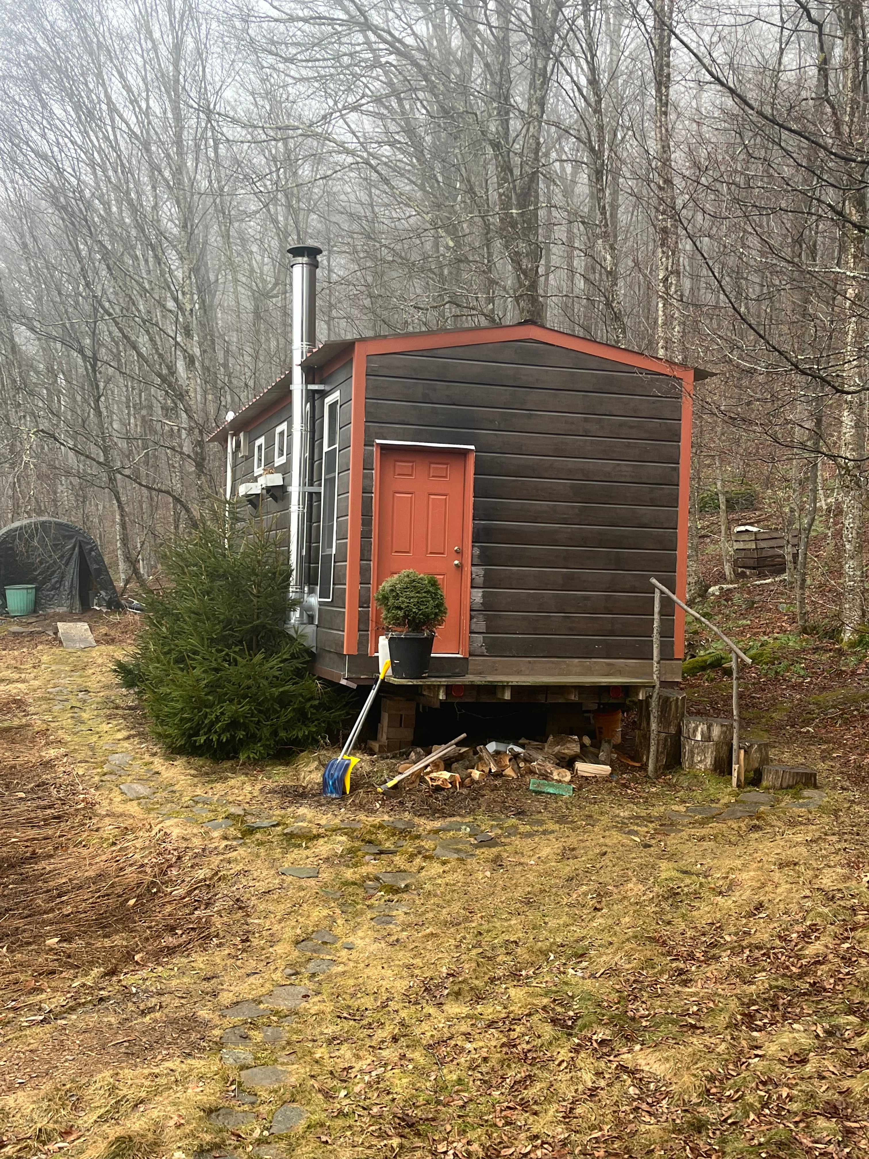 Off-Grid Catskills