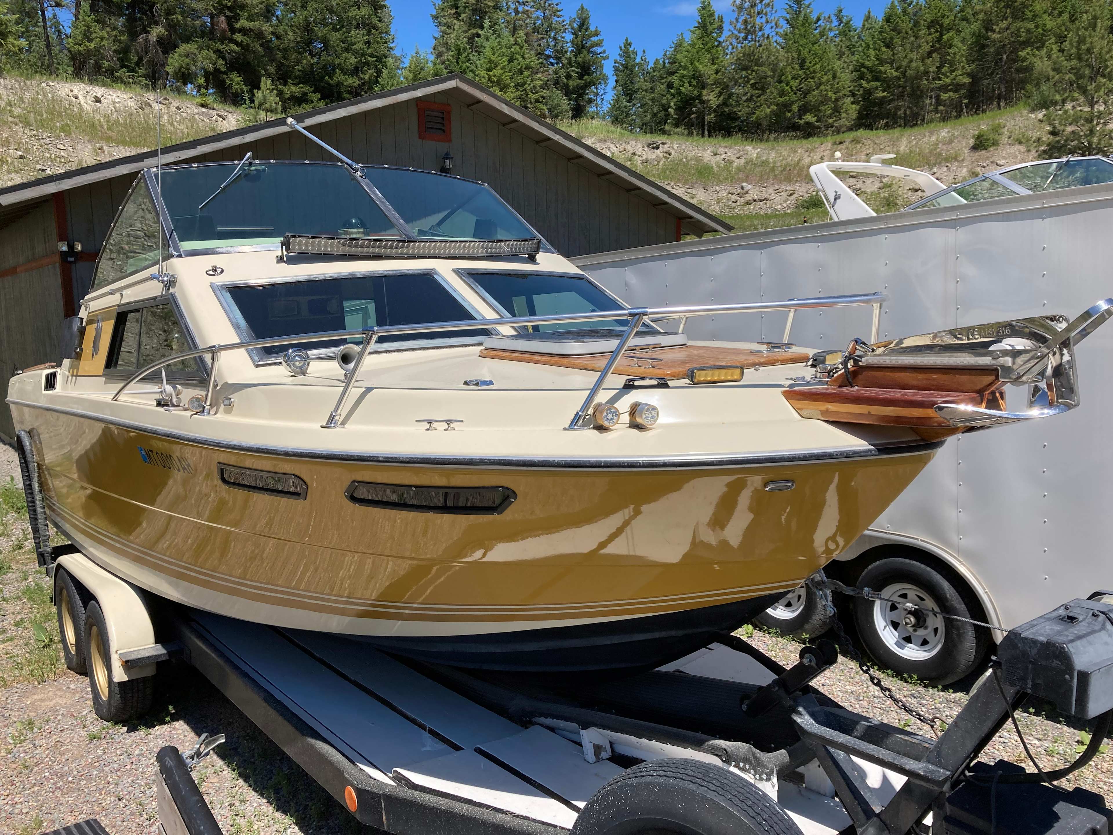 Woody's On Flathead Lake