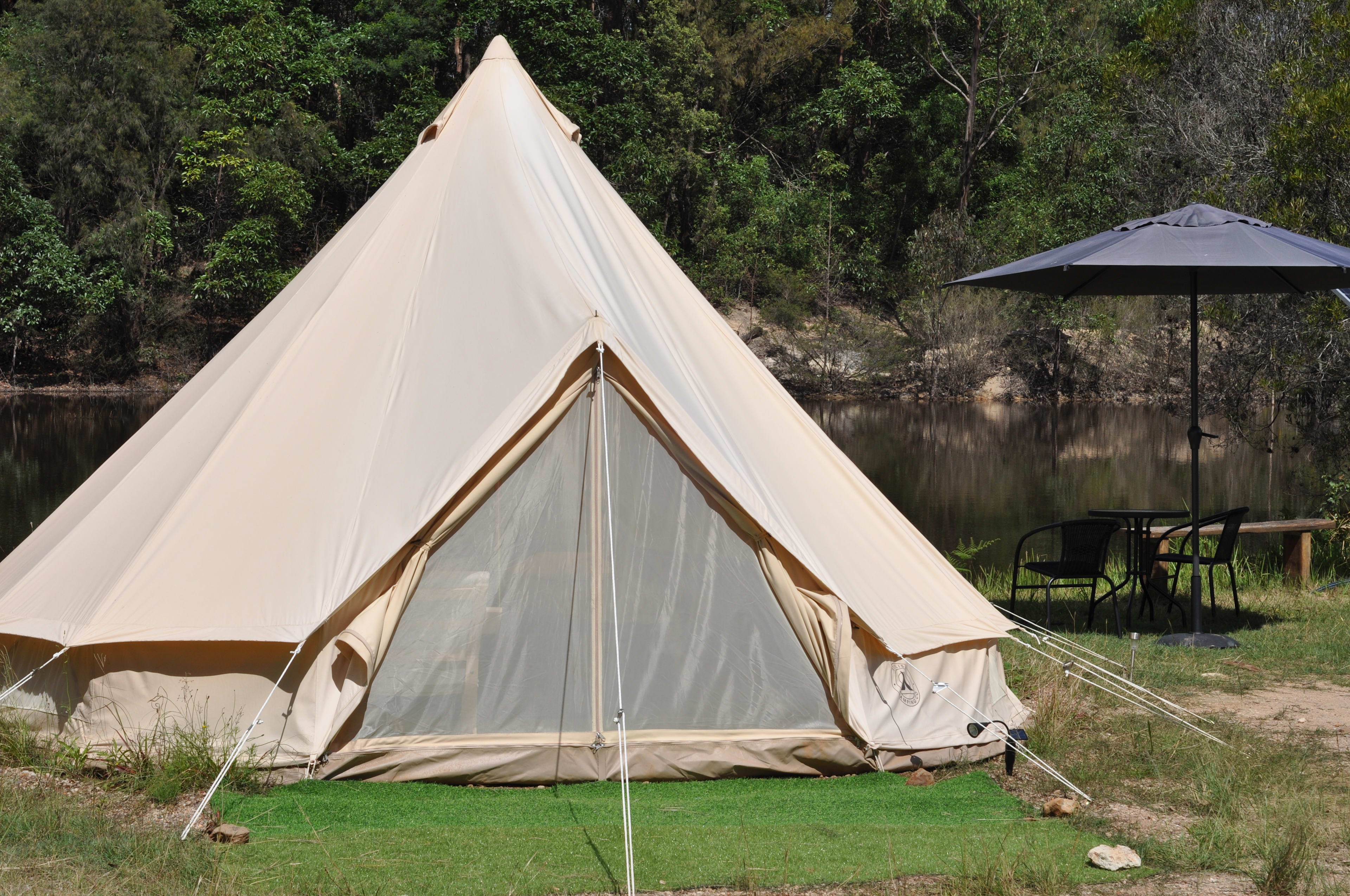 Hilltop Farm, Camping and Glamping.