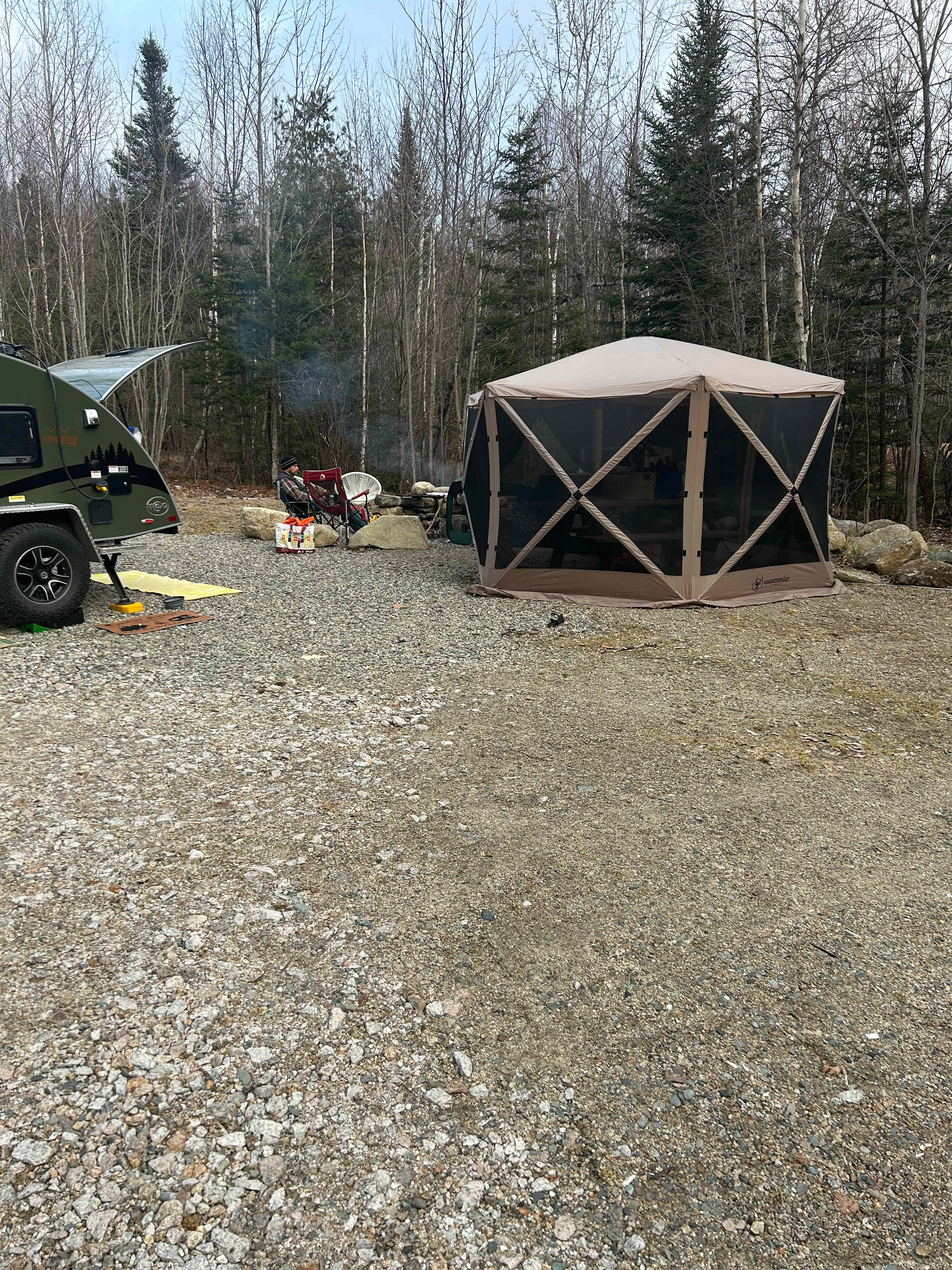 Secluded Camp Convenient Location