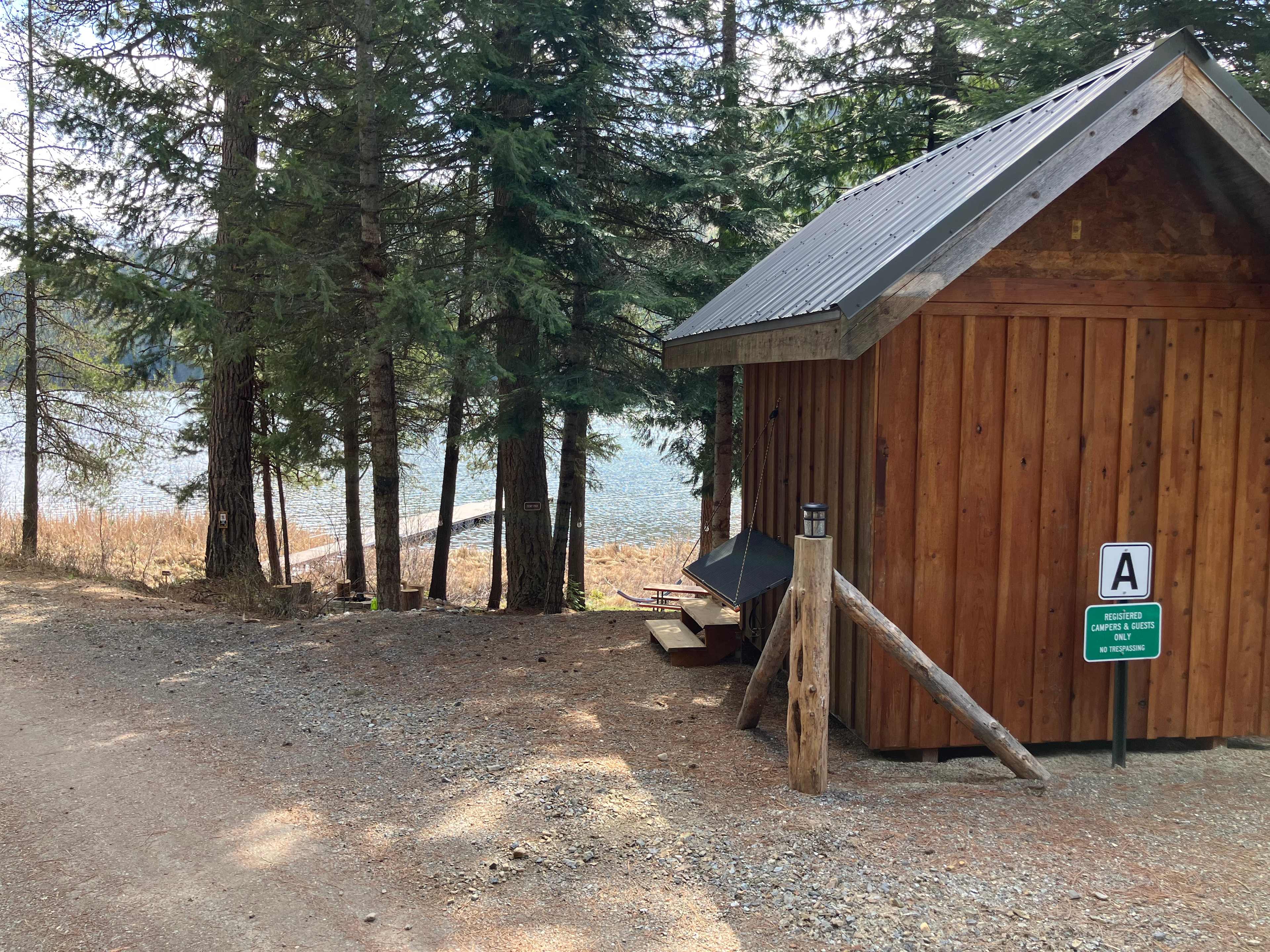 Paradise on Mirror Lake