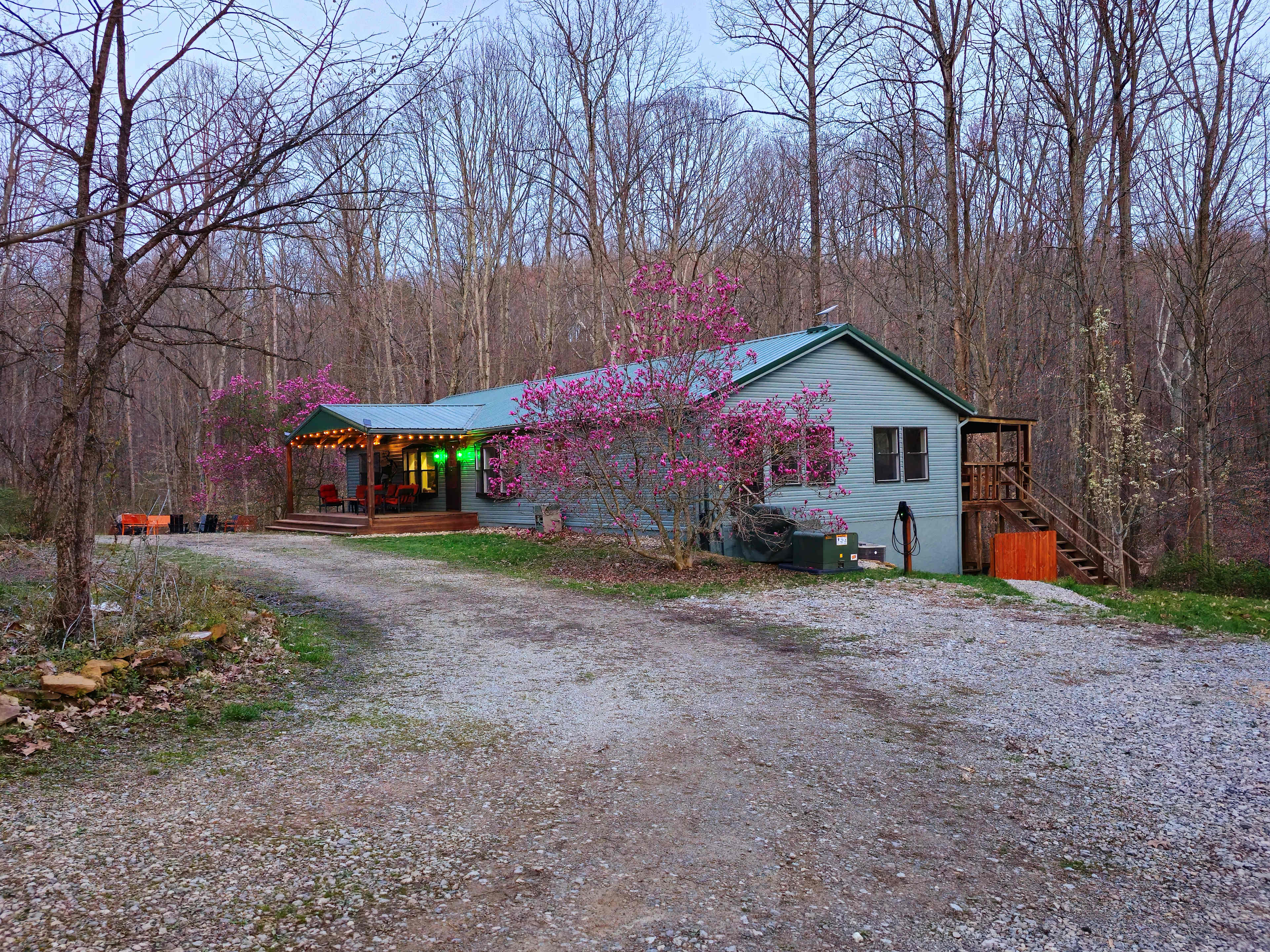 Raven's Retreat Hocking Hills