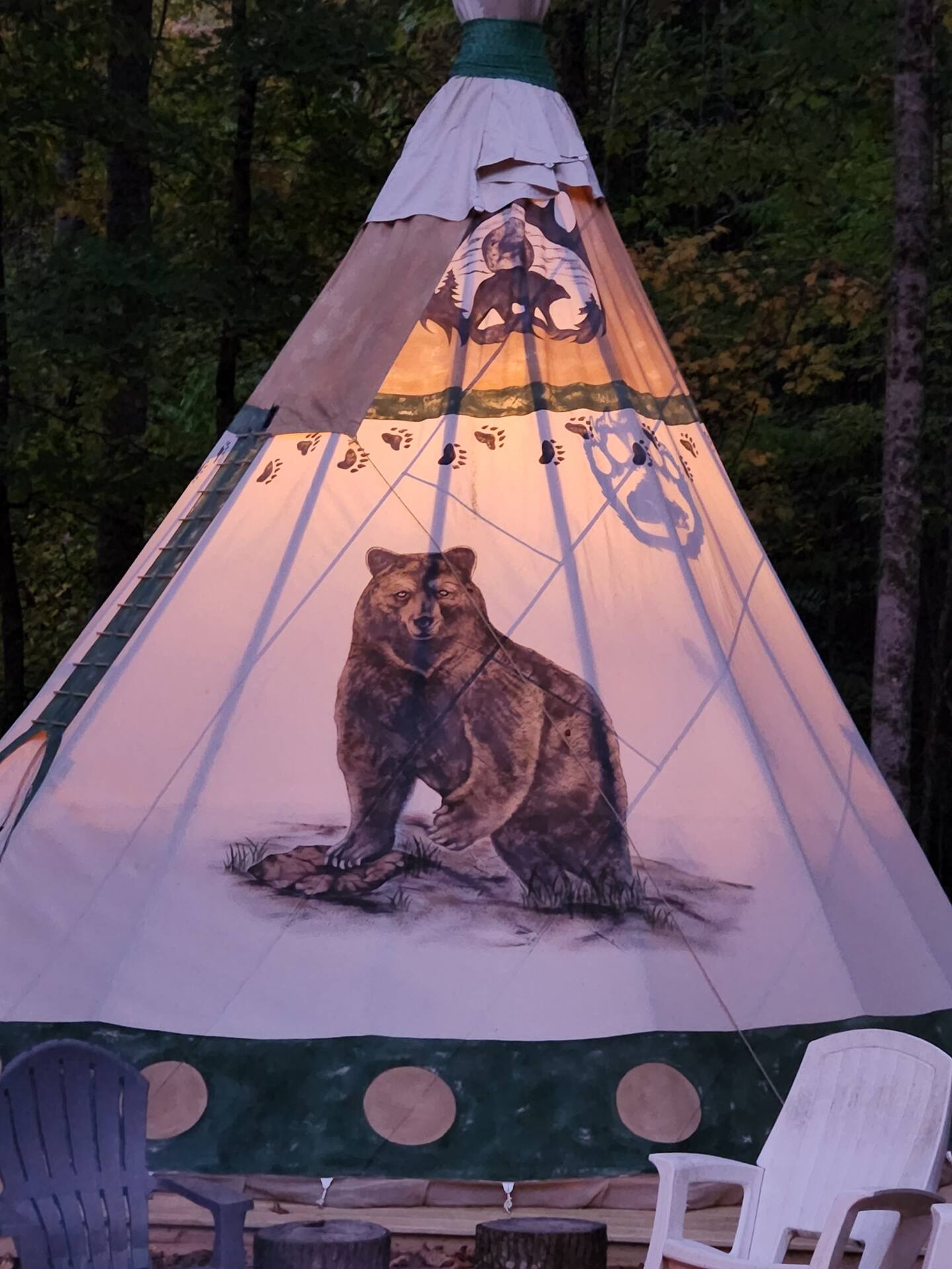 Black Bear Glamping Tipis