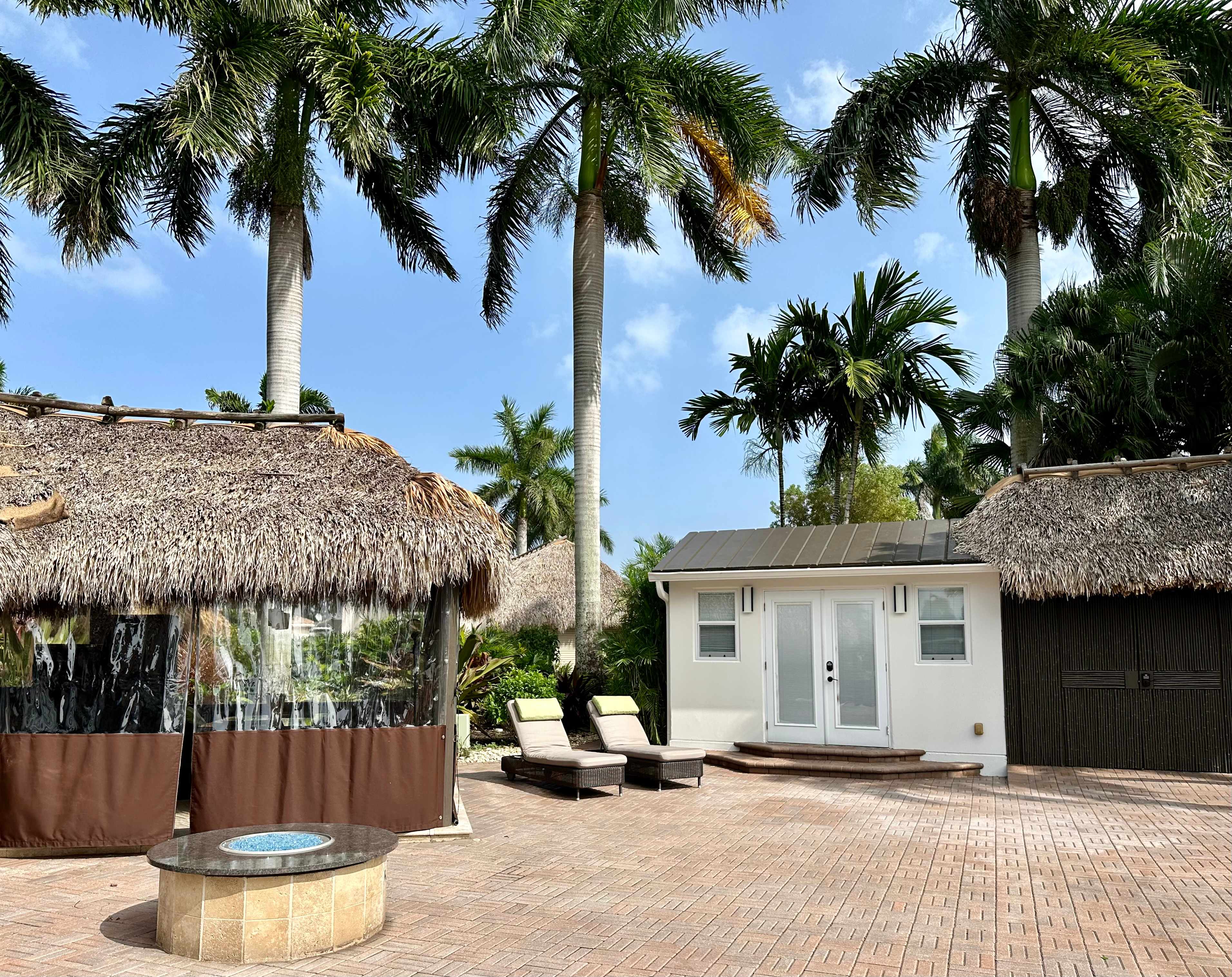 Luxury Lot 415 Aztec RV Resort FL