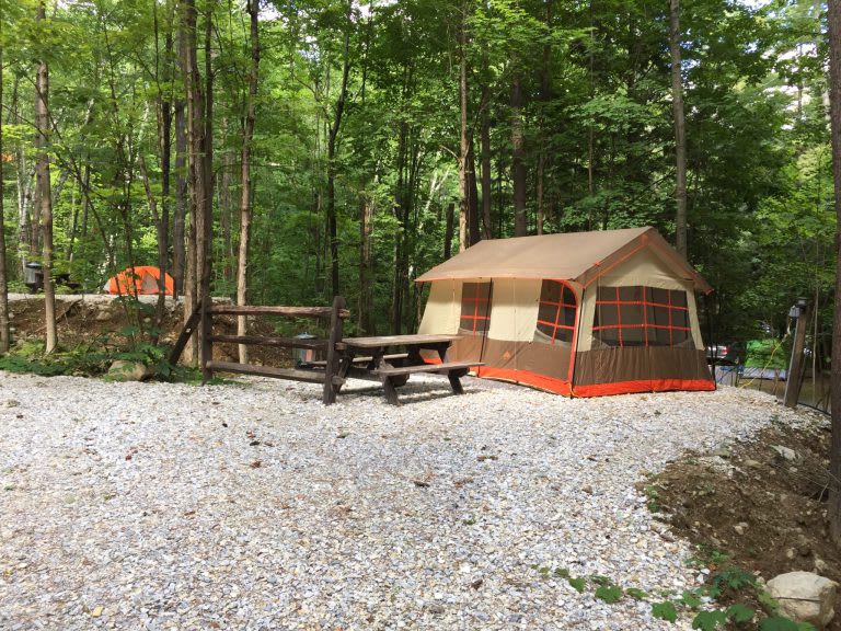 Waterhouses: Lodging, Campground & Marina
