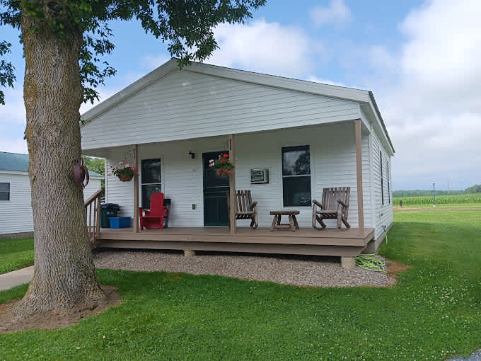 Rivers Edge Cottages and RV Park