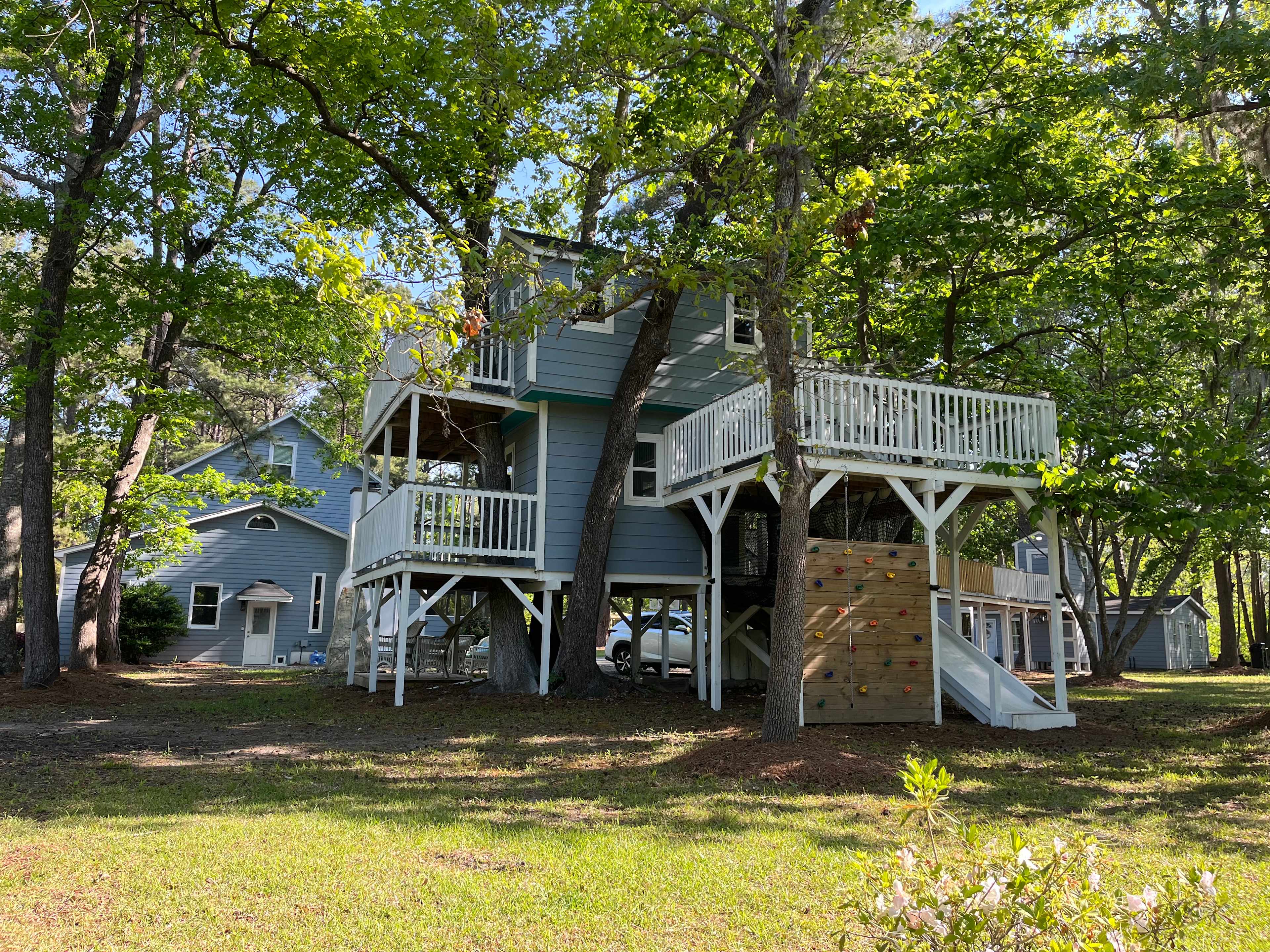 Three Story Hollywood Treehouse
