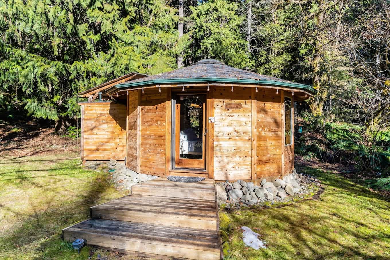 Stormking Cabins and Spa