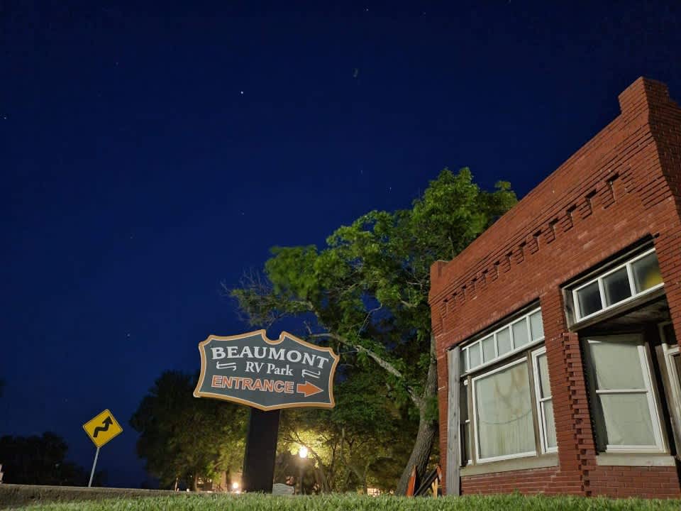 Beaumont Hotel & RV Park