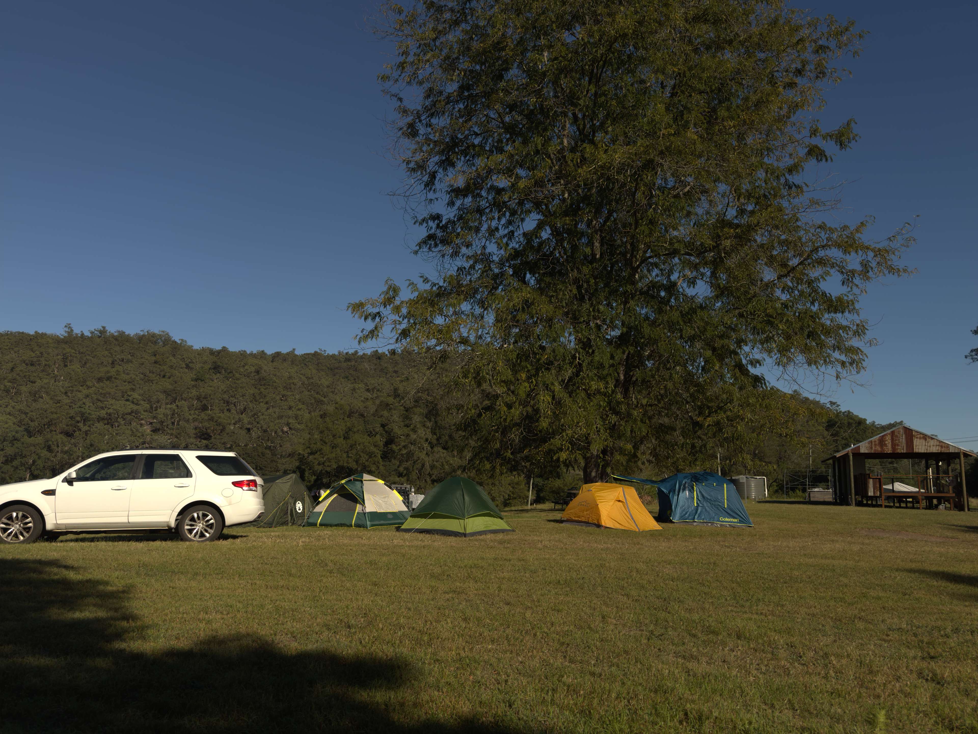 Colo River Hut