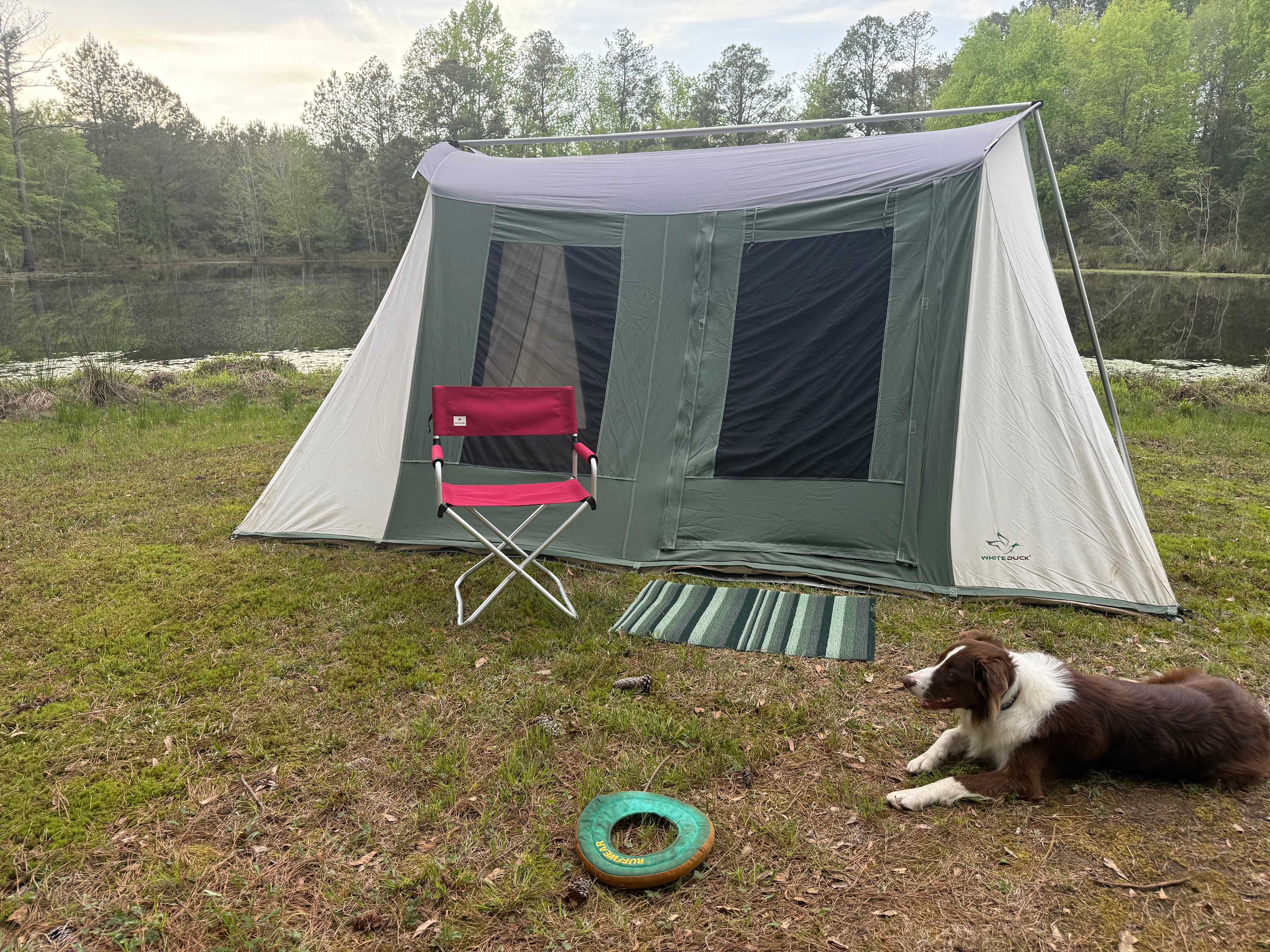 Ravenwood Pond
