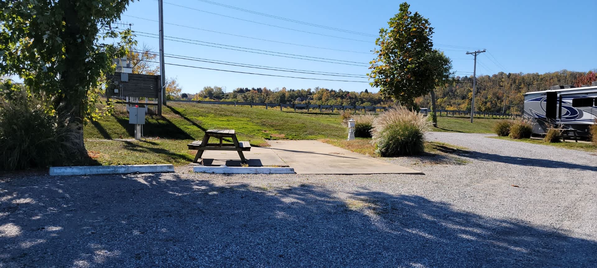 Smugglers Cove Marina & Campground