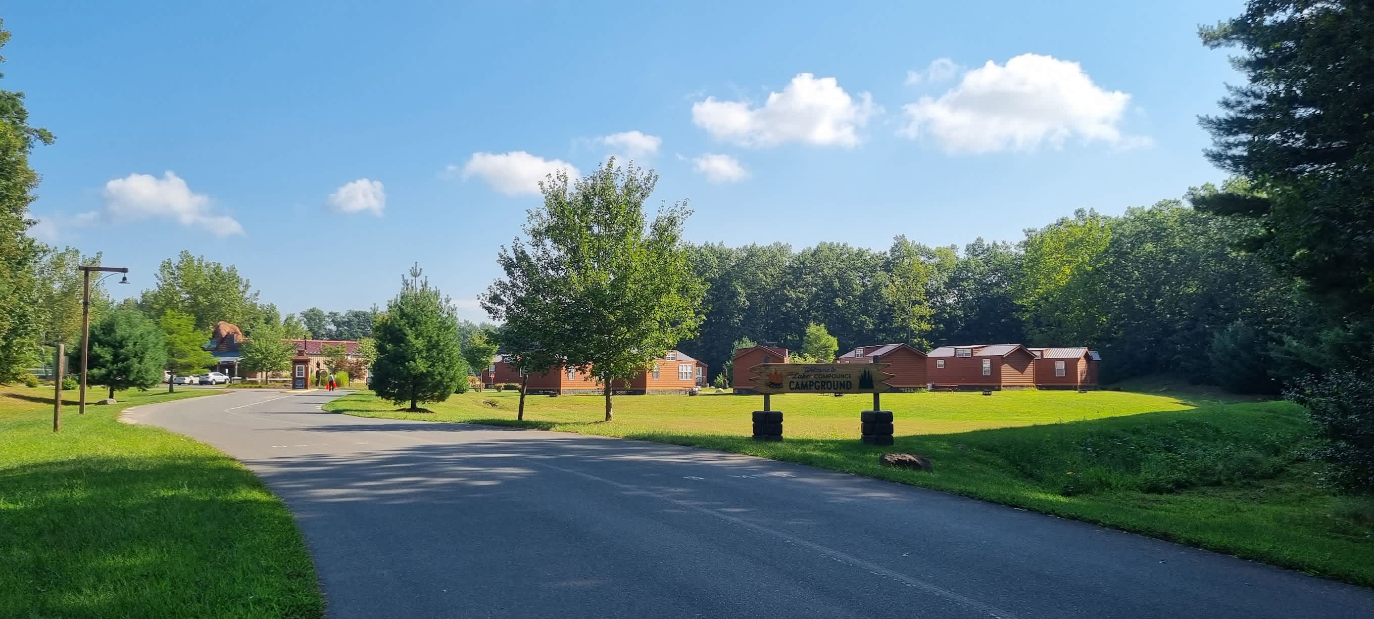 Lake Compounce Campground