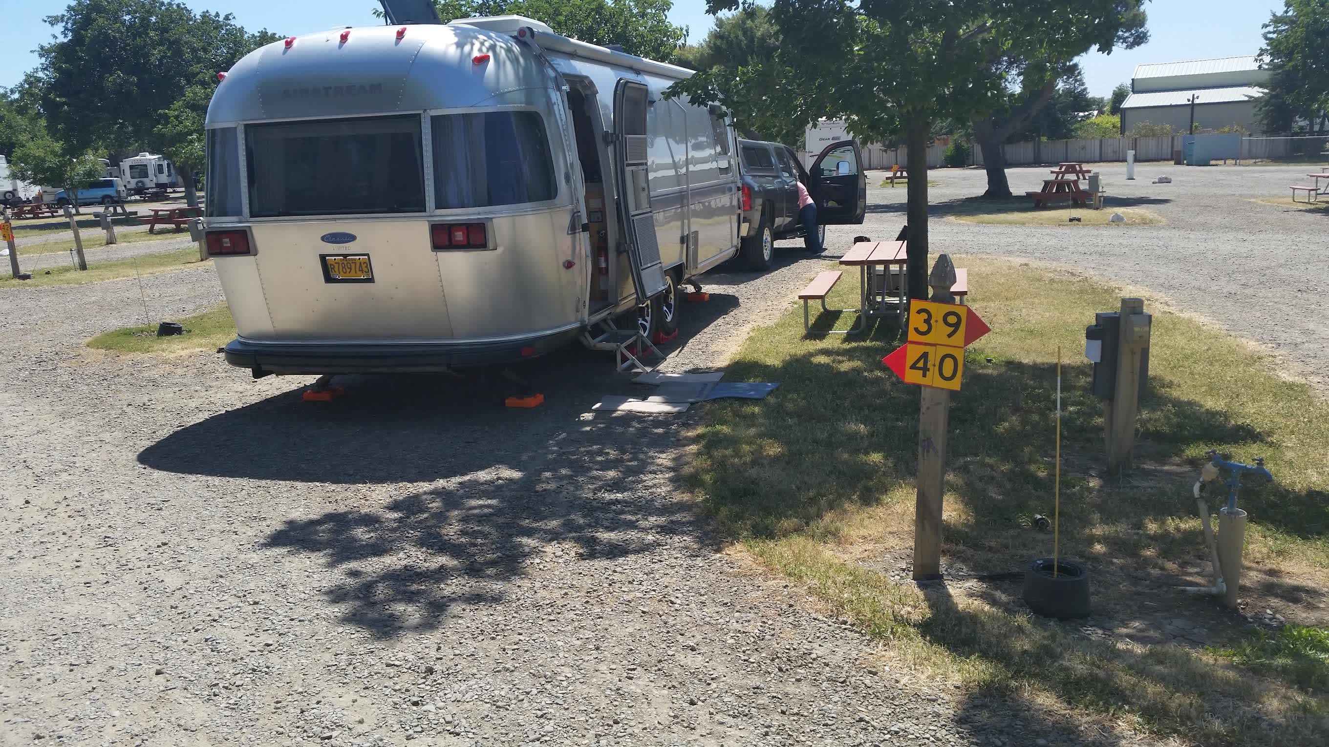 Oasis West RV Park