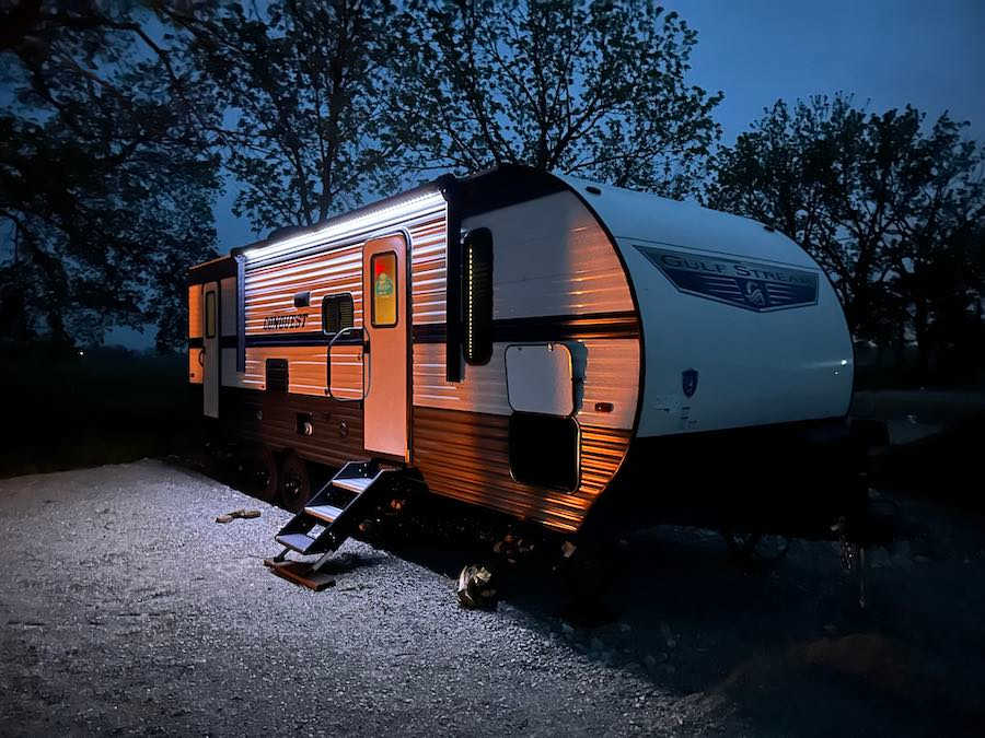 Roaring River Hills Campground & Cabins