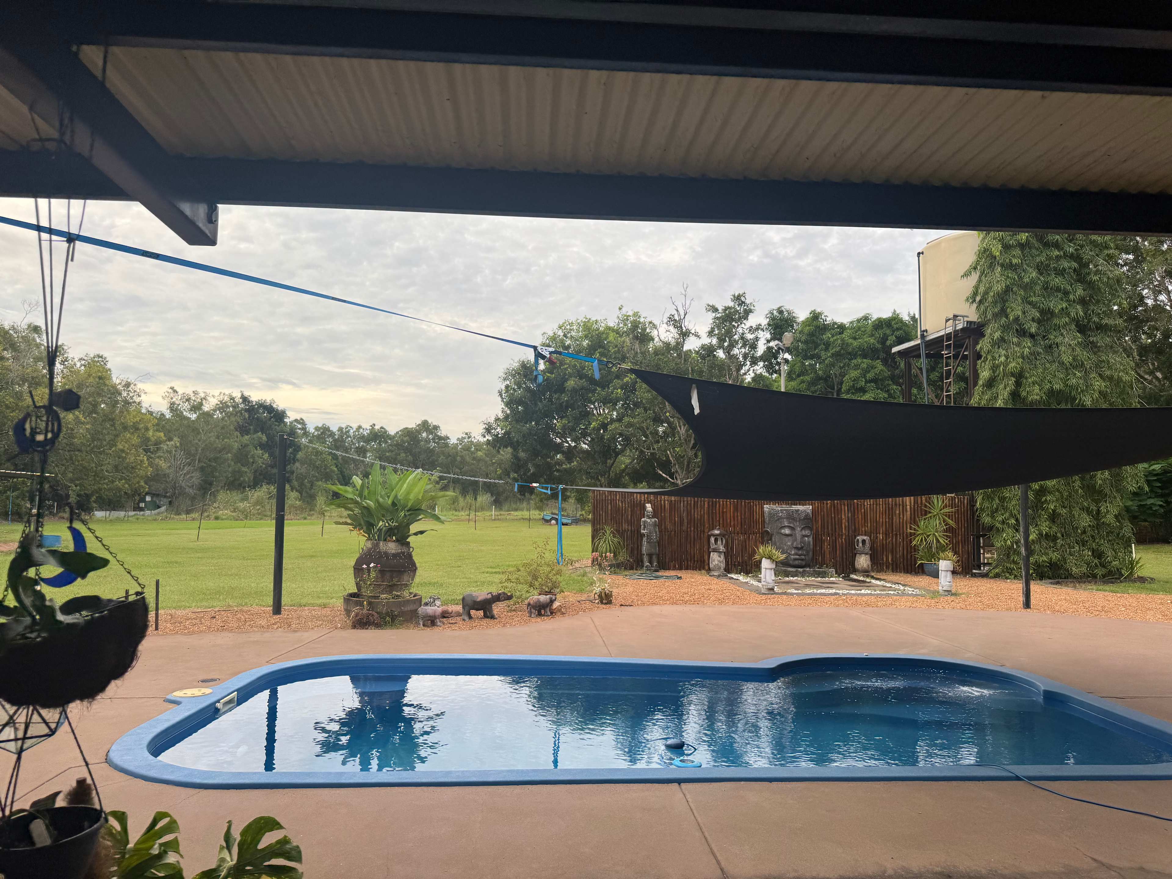 Humpty doo shade camp