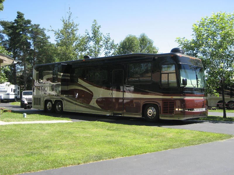 Royal Motel & Campgrounds