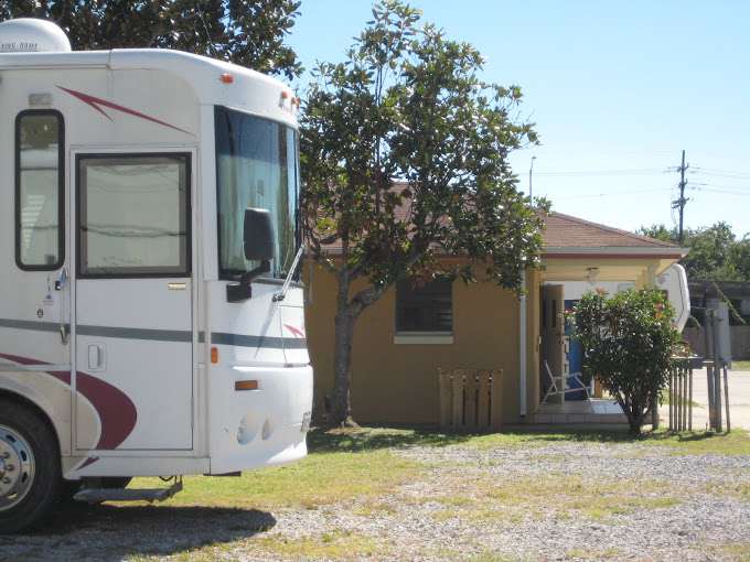 Riverboat Travel Park