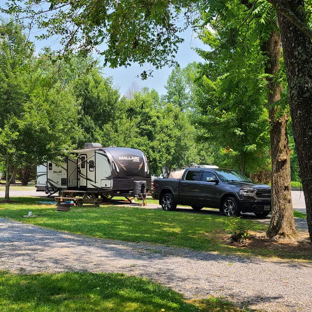 Fox Fire Riverside Campground