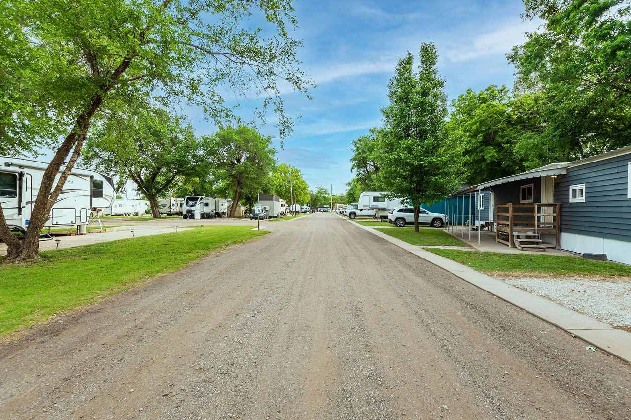 K and R RV Park