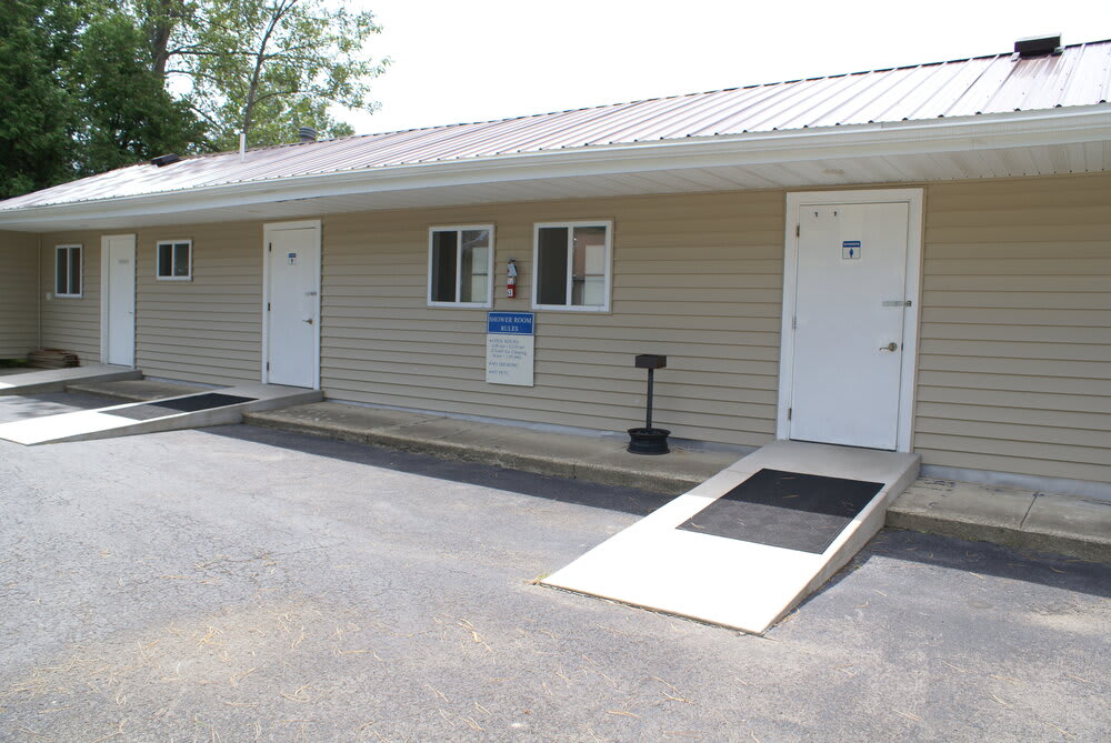 Niagara Falls Campground & Lodging