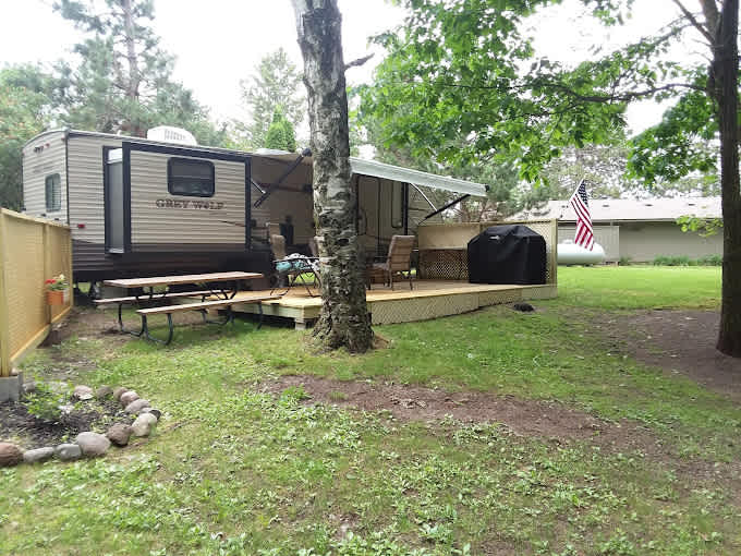 Woodsong RV Resort