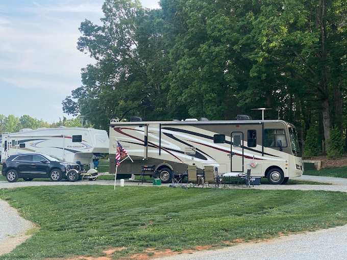 Salem Breeze RV Park