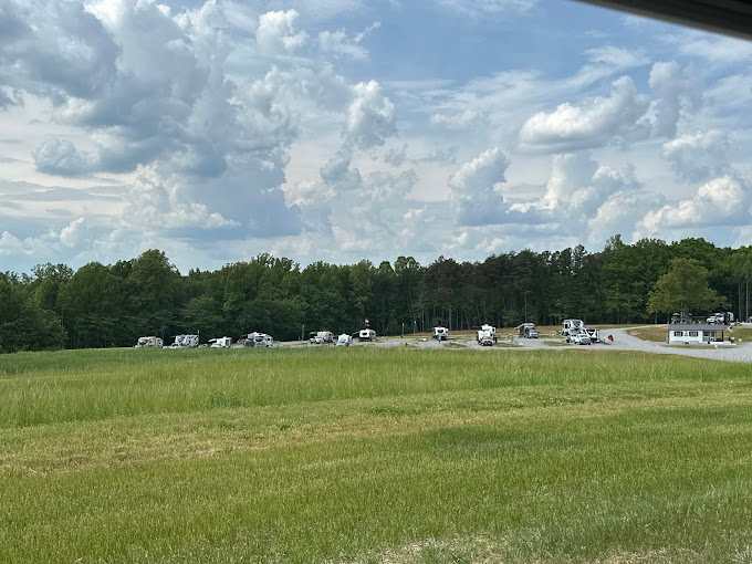Black Dog Acres RV Park