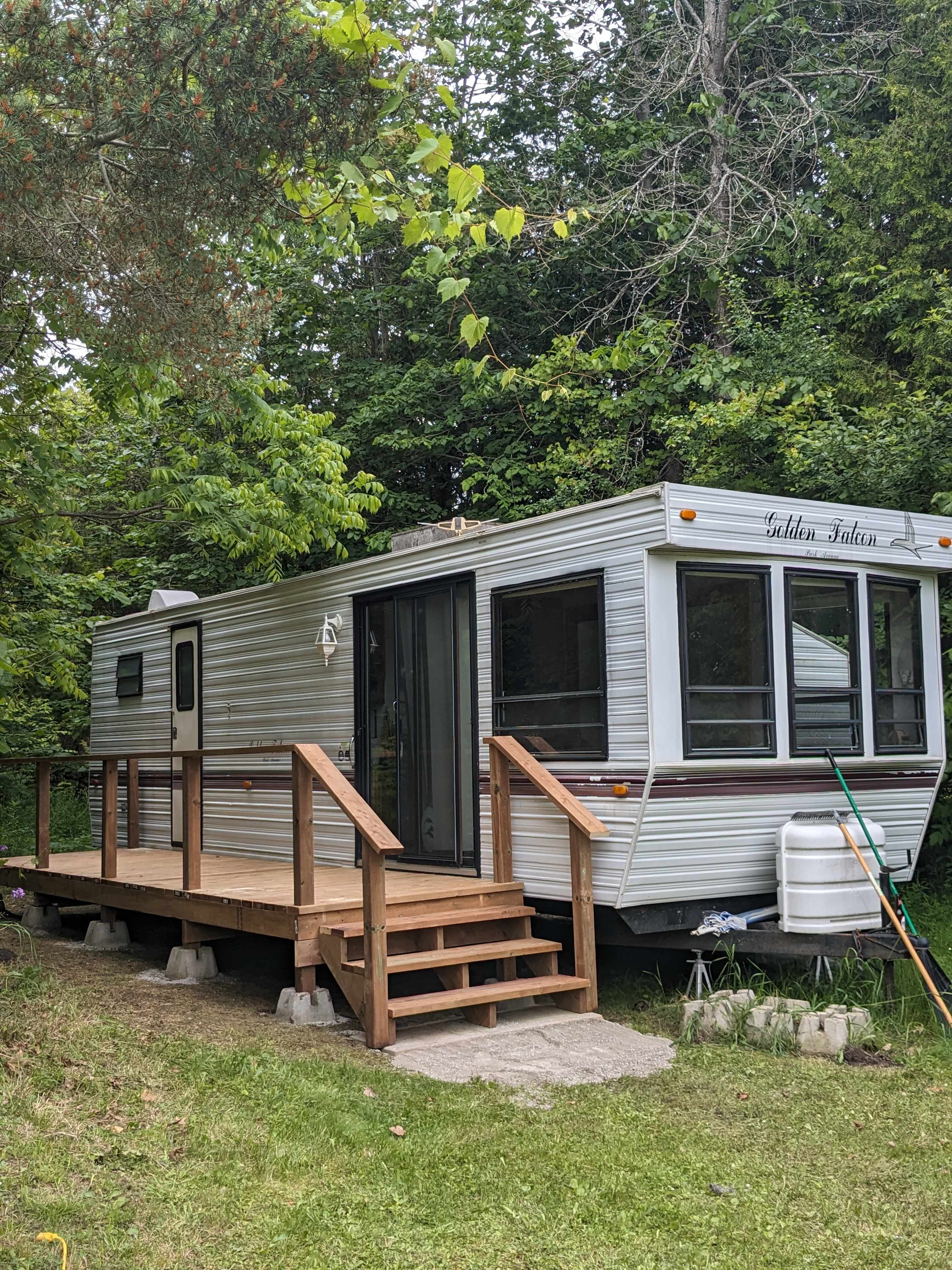 Dug's Glamping