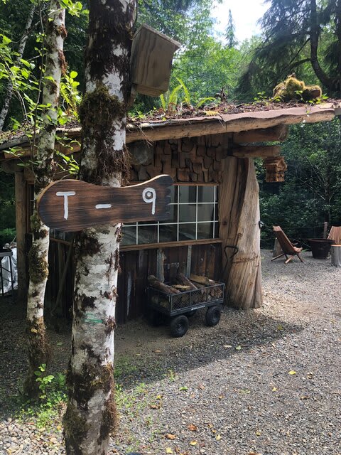 Mossquatch Resort