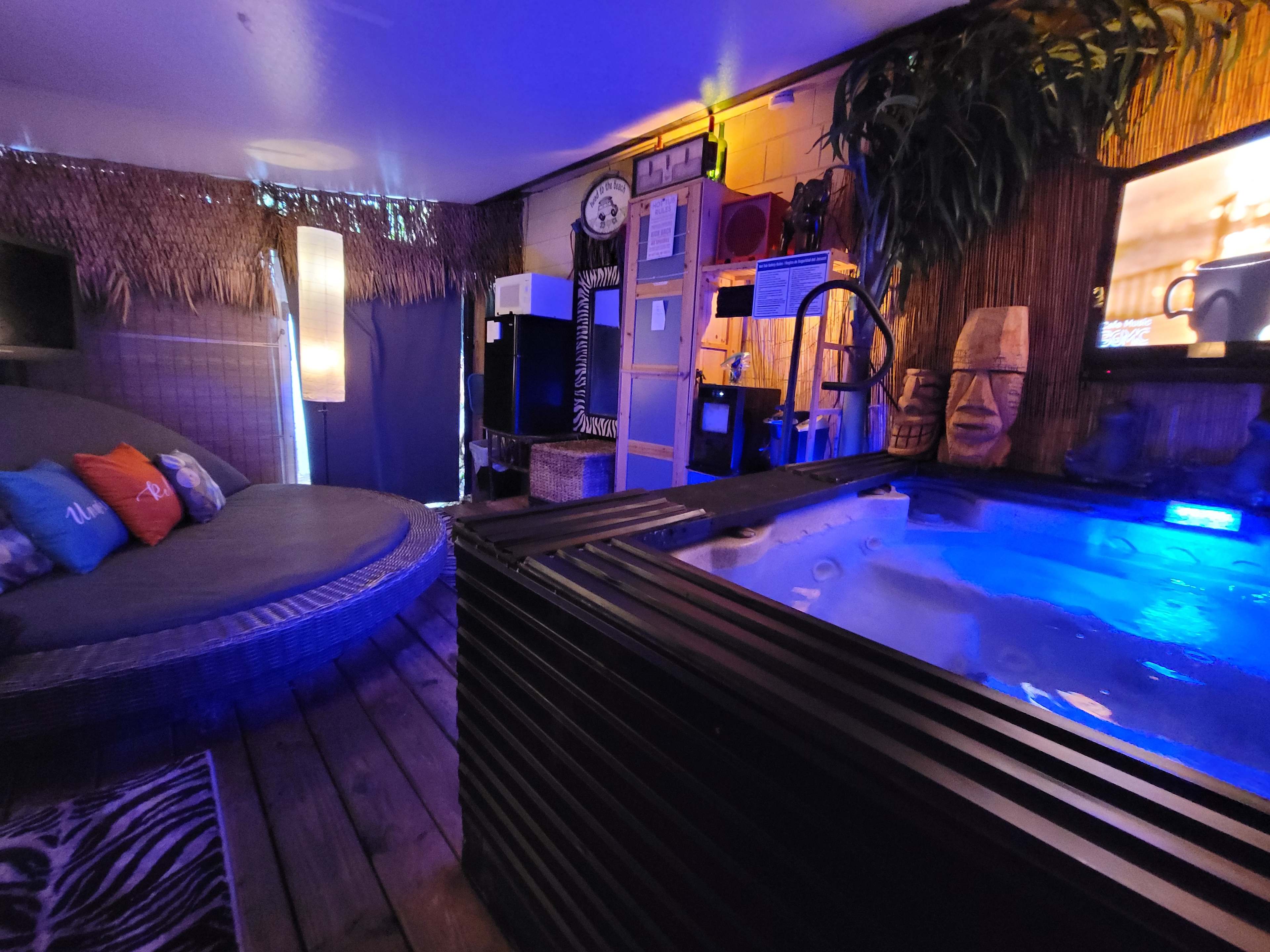 Luxury Hut with 5 Star Amenities