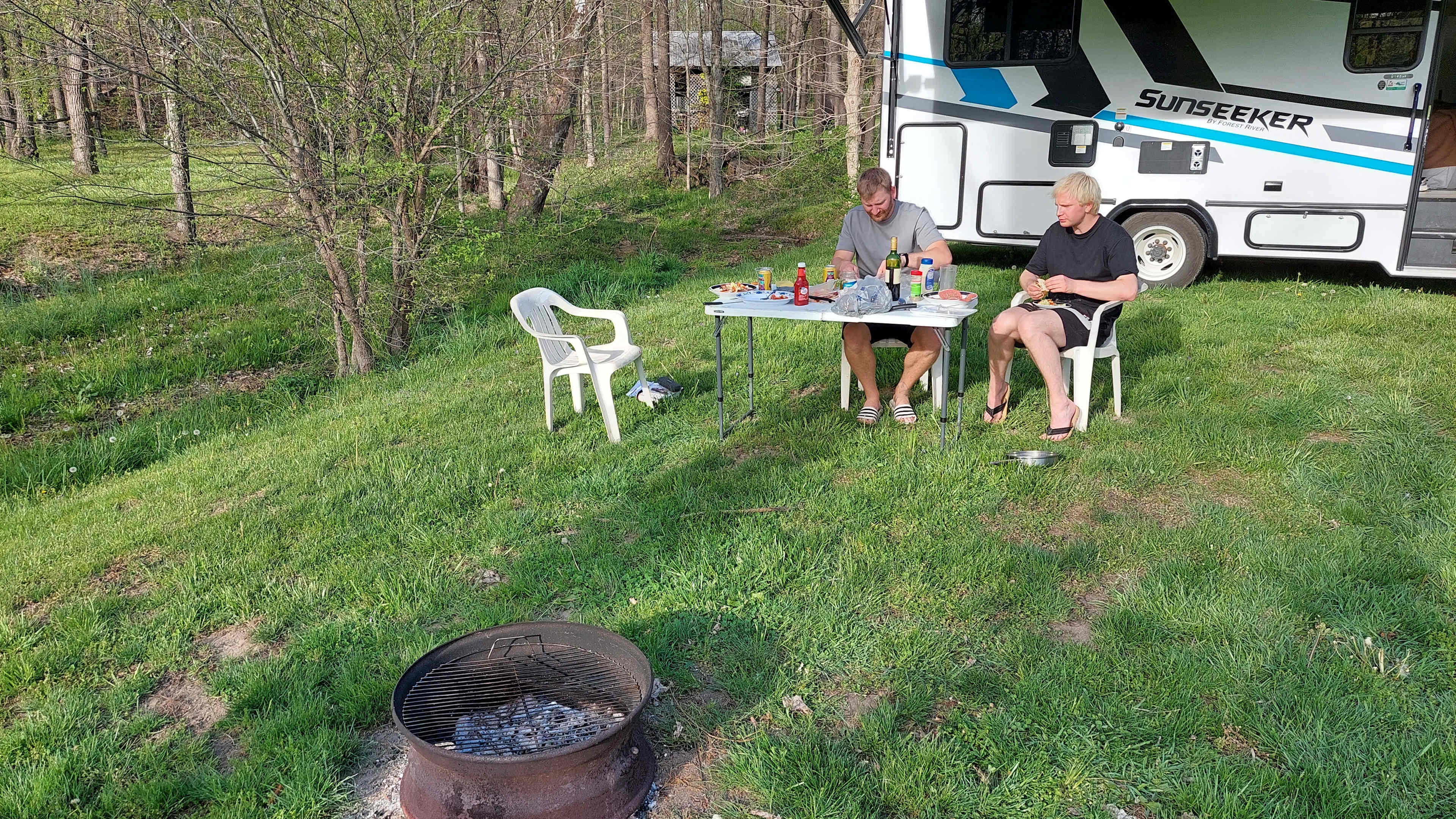 Pleasant Valley Farm Camp