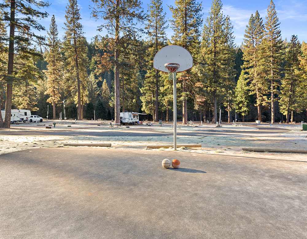 Yosemite Lakes RV Resort