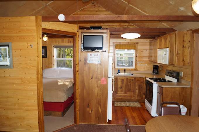 Camp Holiday Resort & Campground