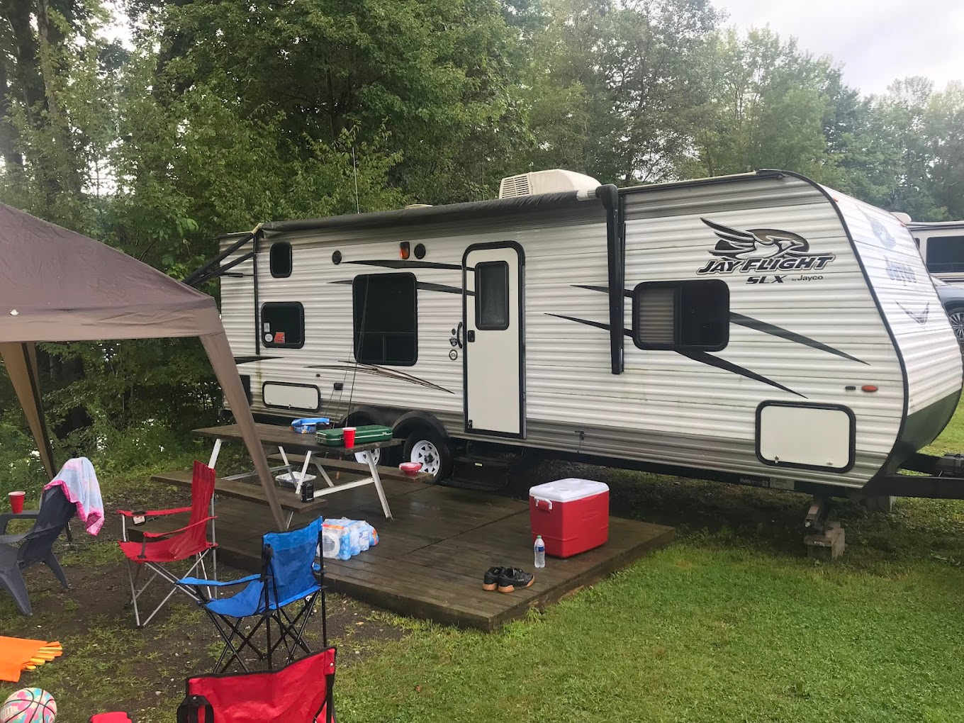 Crazy Acres Campground at Beaver Spring Lake