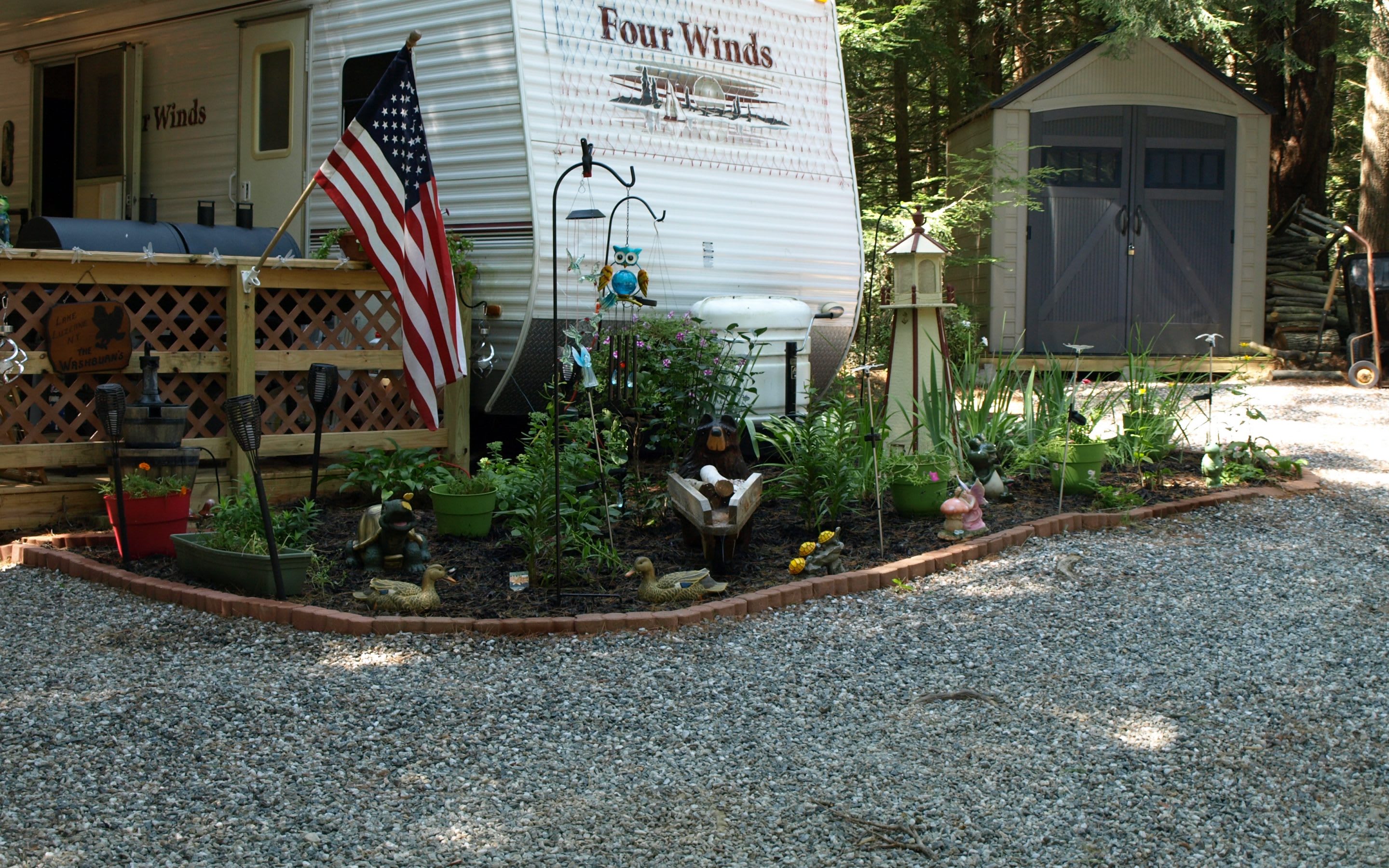 Whispering Pines Campsites & RV Park