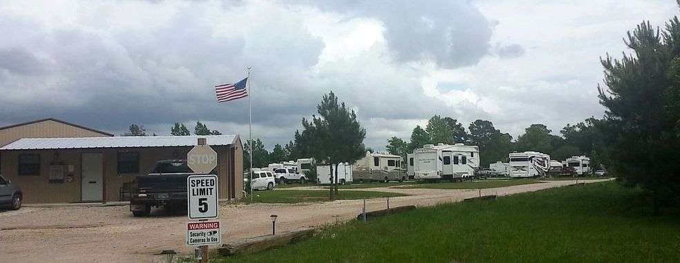 Cut N Shoot RV Park