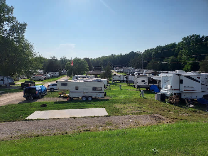 Hell Creek Campground