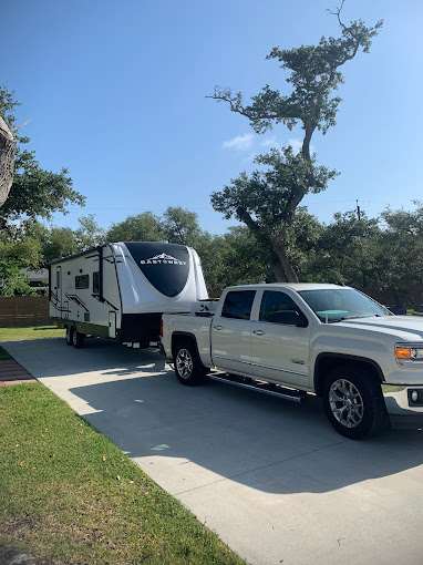 Majestic Oaks Resort
